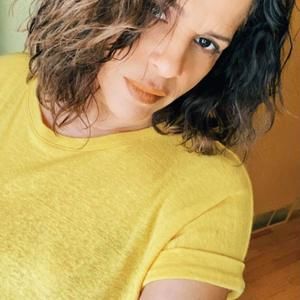 Meet your Posher, Nieves